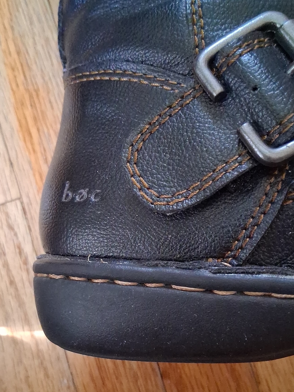 Women's Black Tall Buckle Man Made  Leather Boots.  8 - Picture 5 of 7